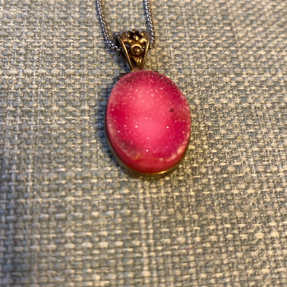 Pink druzy agate pendant necklace.